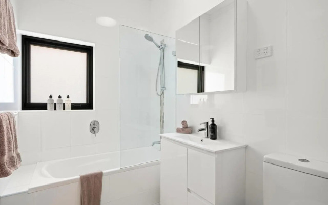 The Mitchell Bondi Garden 3