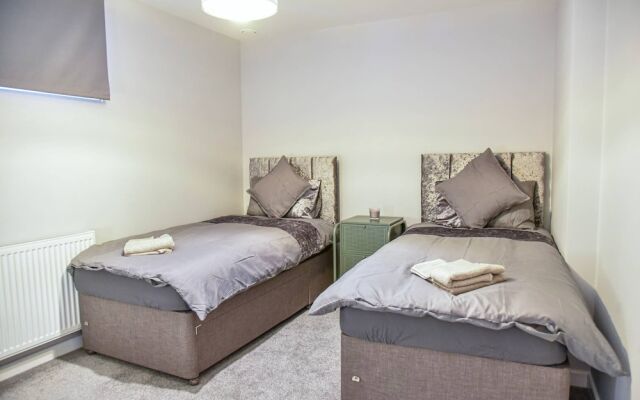 Massive 2bd Central Ipswich