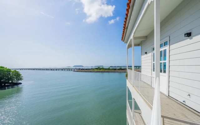 w Homely 2BR With Balcony in Panama