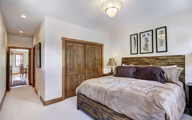 Aspen Point by RedAwning