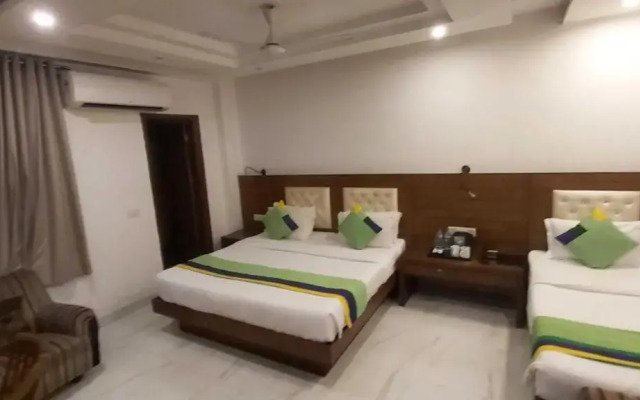 Oyo Flagship 807956 Super Delight Inn