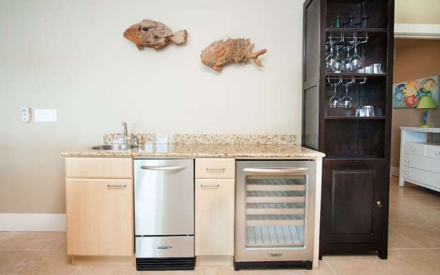 Crc0415 4 Bedroom Condo