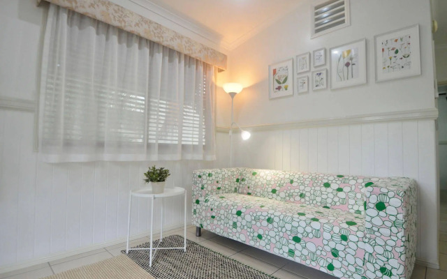 Barney Beach Accommodation