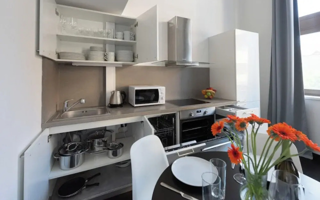 Charming loft-studio apart with parking