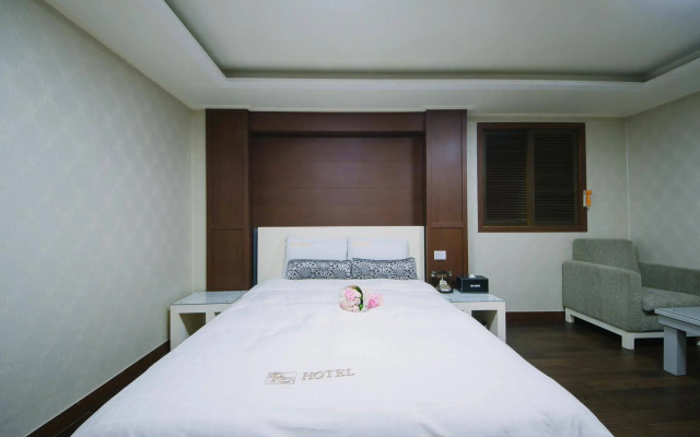Rexhotel