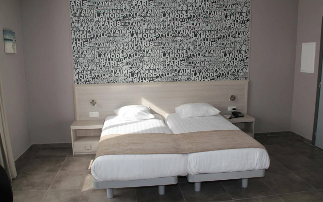 Hôtel-Selfotel La Louve