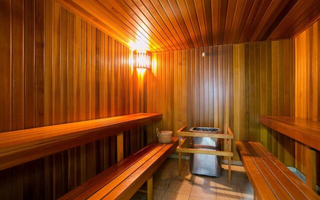 Chic CBD Pad + Pool + Gym + Sauna + Parking