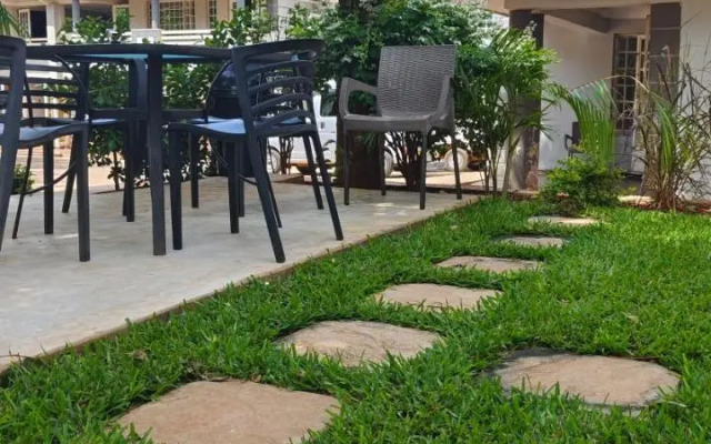 Mlambe Lodges Area 12