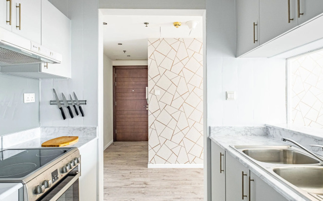 MAG 214 Tower 1 by LUX Holiday Home