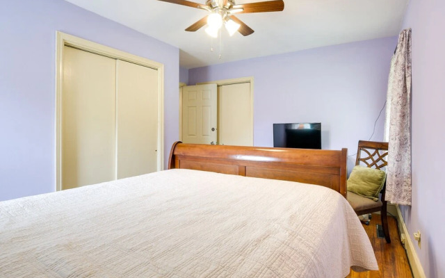 Fayetteville Vacation Rental ~ 6 Mi to Downtown!