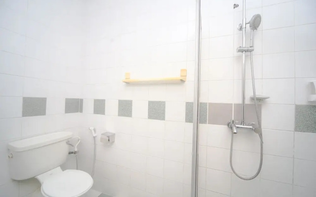 OYO 563 Jockey Lodge Hotel
