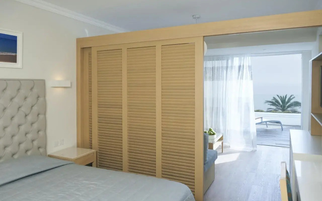Sunrise Beach Hotel
