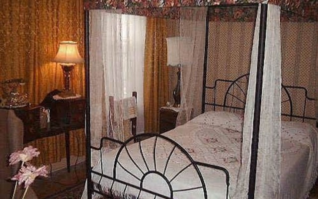 Pimblett's Downtown Toronto B&B