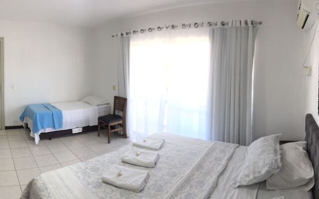 Vila Alaide Praia Hotel