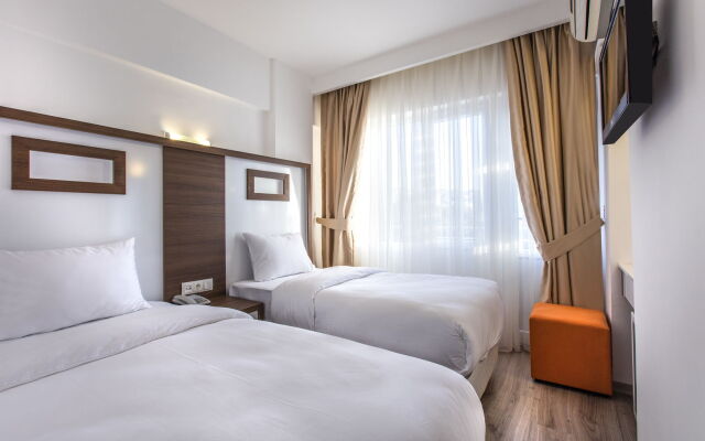 Demir Suit Hotel