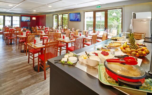 Campanile Melun Sénart - Vert Saint Denis