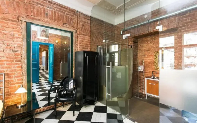 Old Town Square, 2 Bathrooms, Unique Design