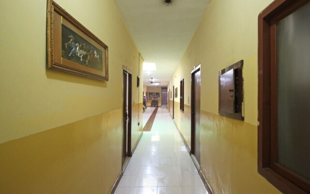 OYO 7928 Hotel Sehgal