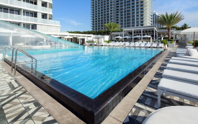 Pelicanstay in W Hotel Ft. Lauderdale