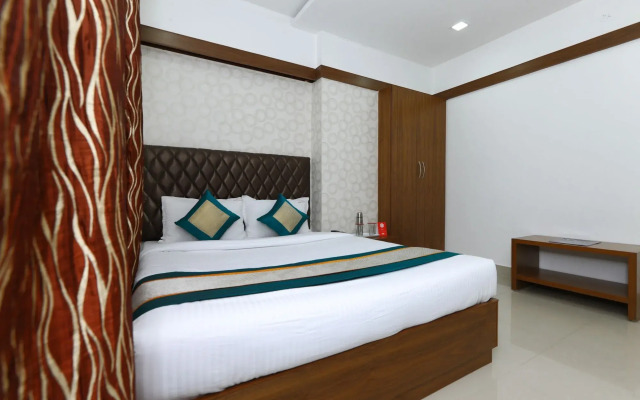 OYO 6626 Khaleej Residency