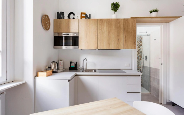 new studio apartment sauro orange