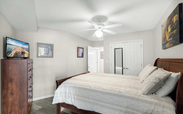 Seascape Cove Waterfront!