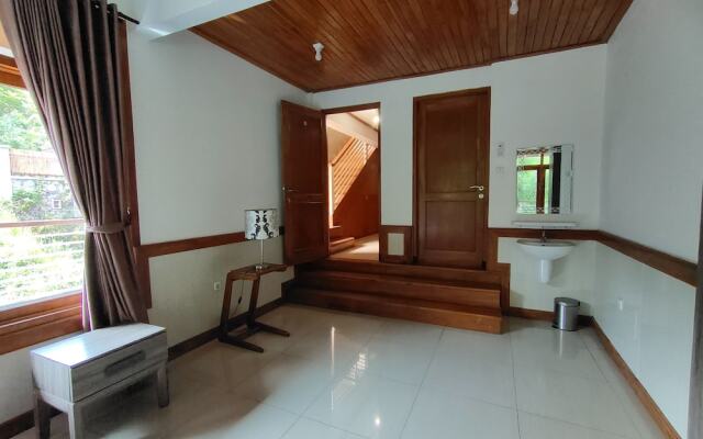 Tirtasari Nice Guesthouse 2