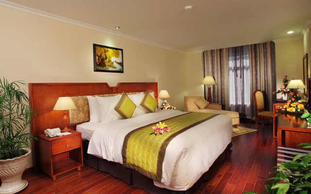 First-Luxury Wing Hotel Saigon