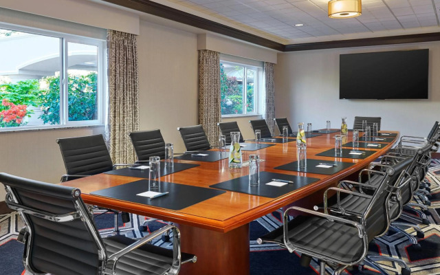 Four Points by Sheraton Bellingham Hotel & Conference Center