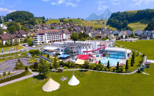 Swiss Holiday Park - Hostel