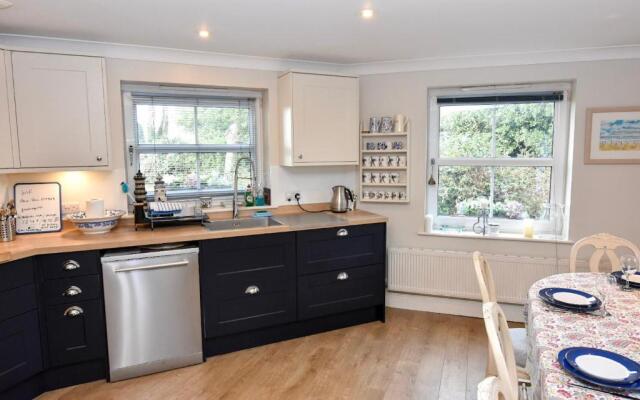 16 Solent Landing