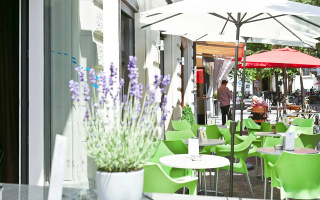 PLATZHIRSCH ZÜRICH - Downtown Boutique Hotel & Sushi Lounge