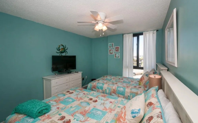 Enclave Condo 701a by Destin Getaways