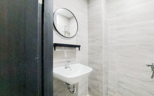 Modern Look Studio Room Collins Boulevard Apartment