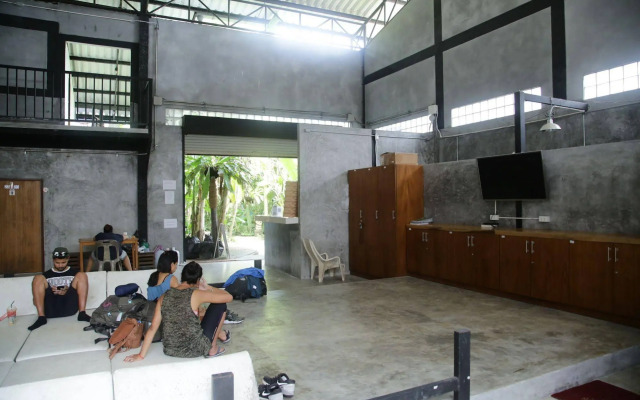 Freedom Hostel at Phi Phi