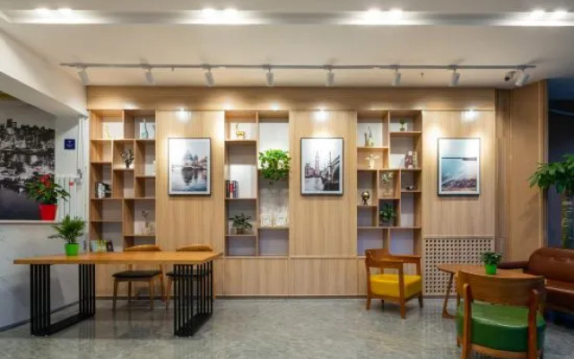 Super 8 Select Hotel (Jiaomen East Store, Beijing South Railway Station) – Exterior – Beijing