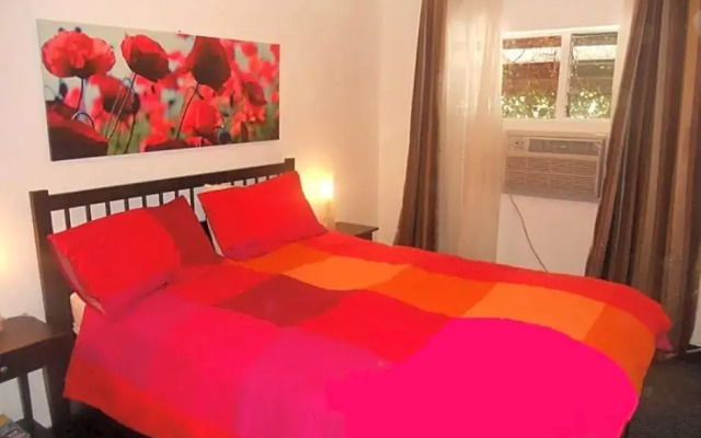 Tradewinds All Suite Hotel