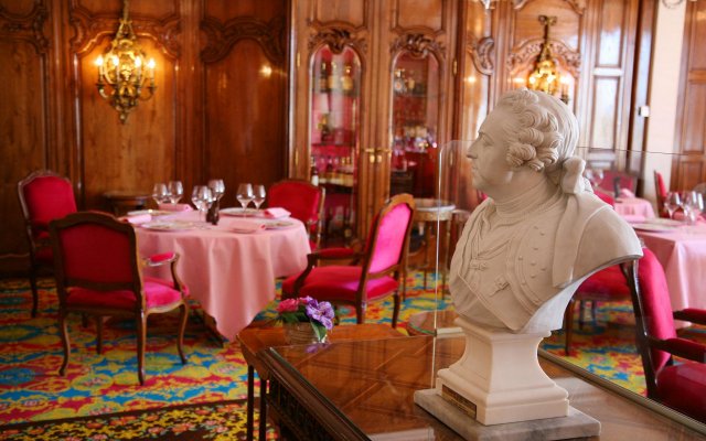 Отель Le Negresco