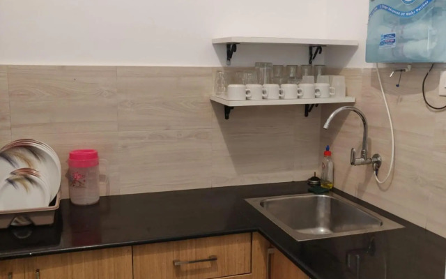 Pool View Apartment - Sunshine By Leela Homes