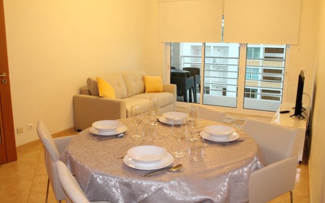 Luxury 1 bed Apartment 1,5 km From Praia da Rocha