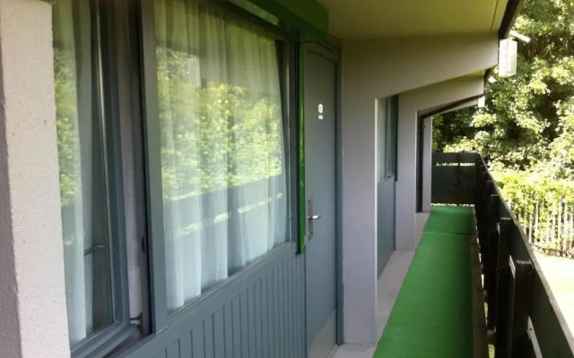 The Beacon Hotel, Part of AG Collection