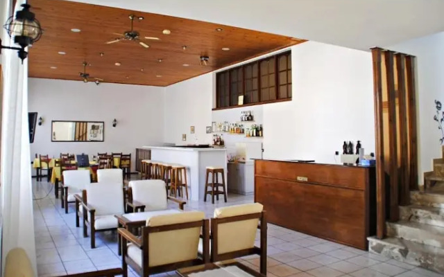 Anthousa Hotel