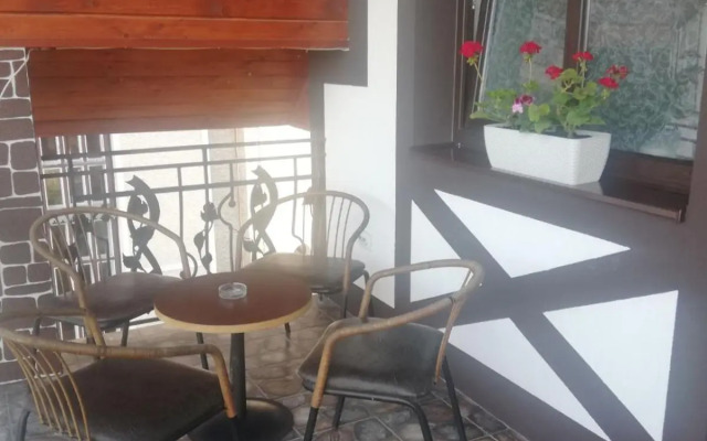 Садиба АнноМарі - відпочинок в Карпатах котедж Яремче