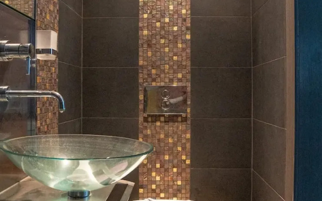 Pink Rose Beachfront Villa