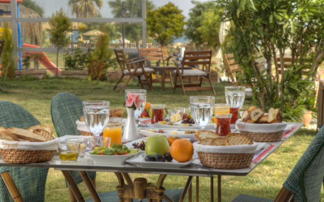 Rooms Smart Luxury Hotel & Beach