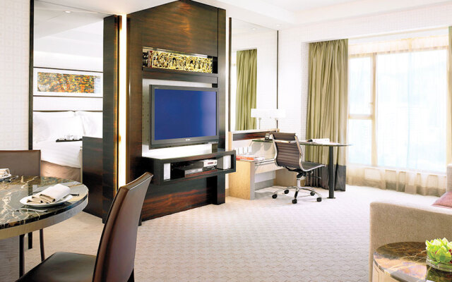 Royal Park Hotel