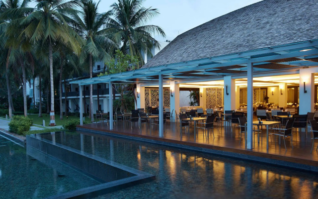 Veranda Pool Villas & Suite