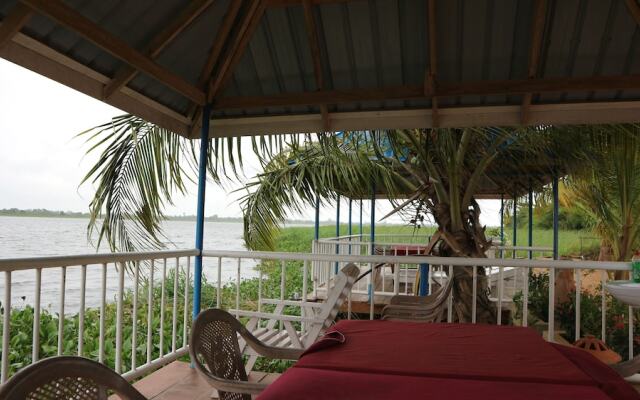 Waterfront Paradise Resort
