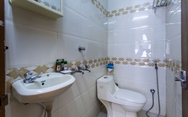 OYO 5533 Bafel Residency