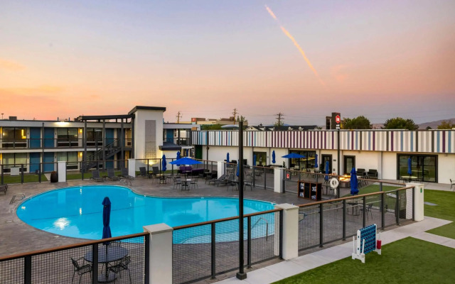 Aiden by Best Western South Reno